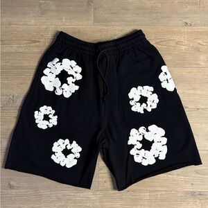 Denim Tears Cotton Wreath Shorts | Black